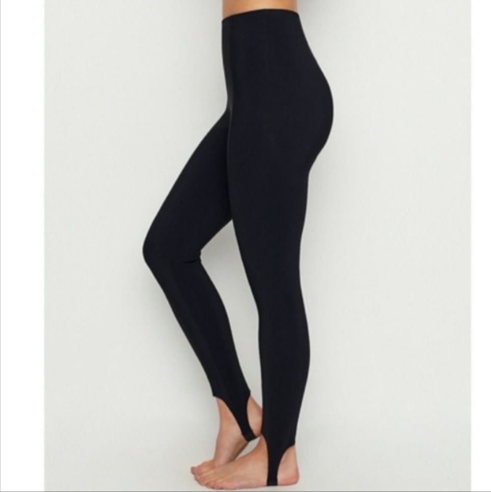 Commando Bonded Control Front Seam Stirrup Leggings in Black Sz L NWT - Picture 3 of 5